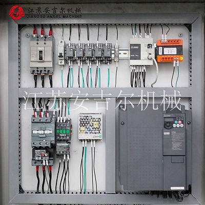 3噸/小時(shí)純凈水反滲透設備